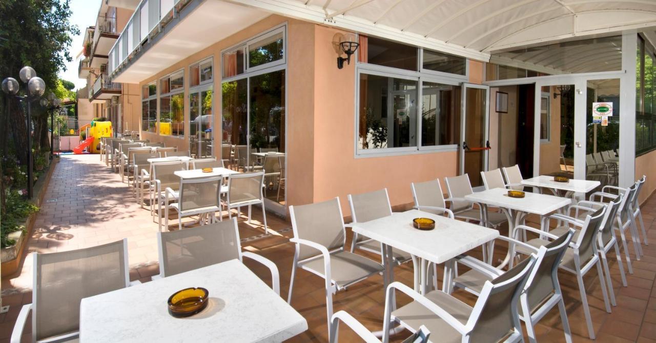 Hotel Casadei 里米尼 外观 照片