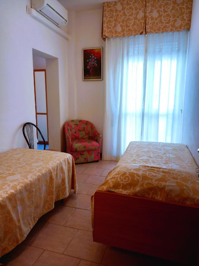 Hotel Casadei 里米尼 外观 照片